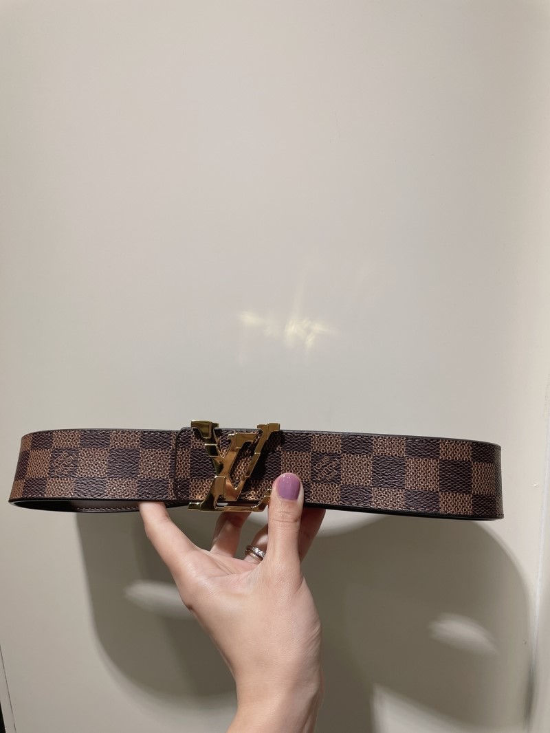 l0vis Vvtt0n belts